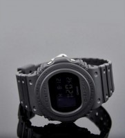 Наручные часы dw-5750e-1b