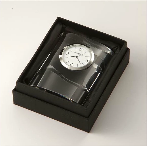  Howard Miller 645-718