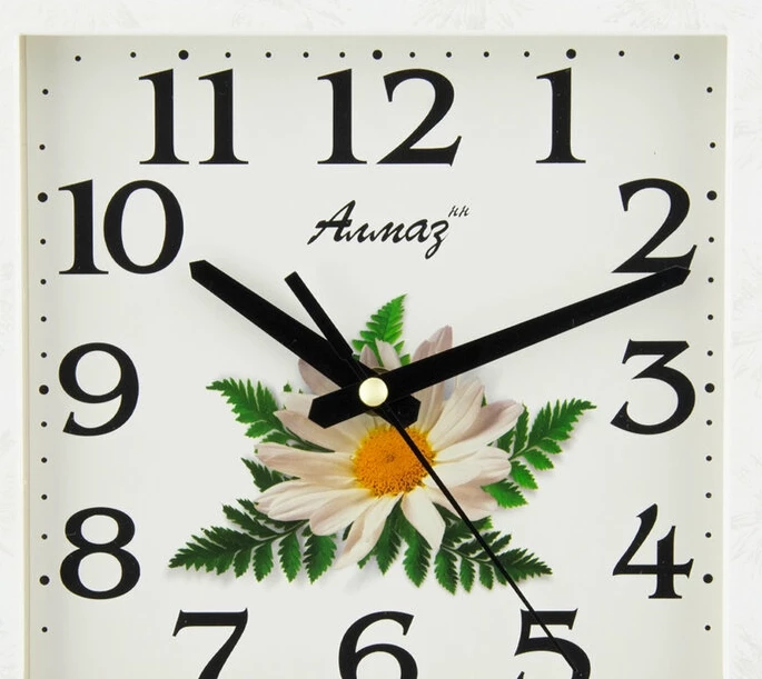 Настенные часы Алмаз М65