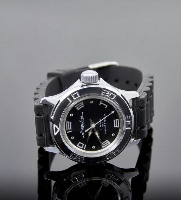 Наручные часы ВОСТОК 2409 (051461) силикон ремень