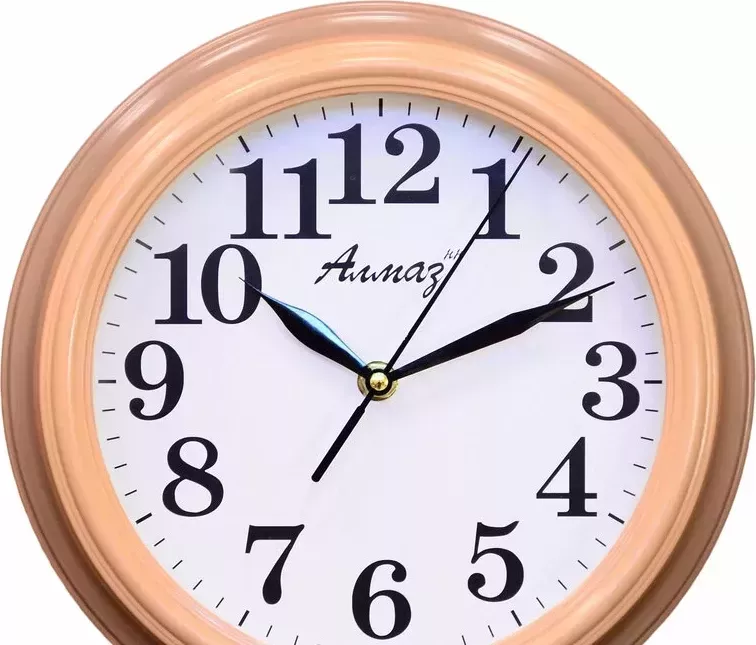 Настенные часы Алмаз С61